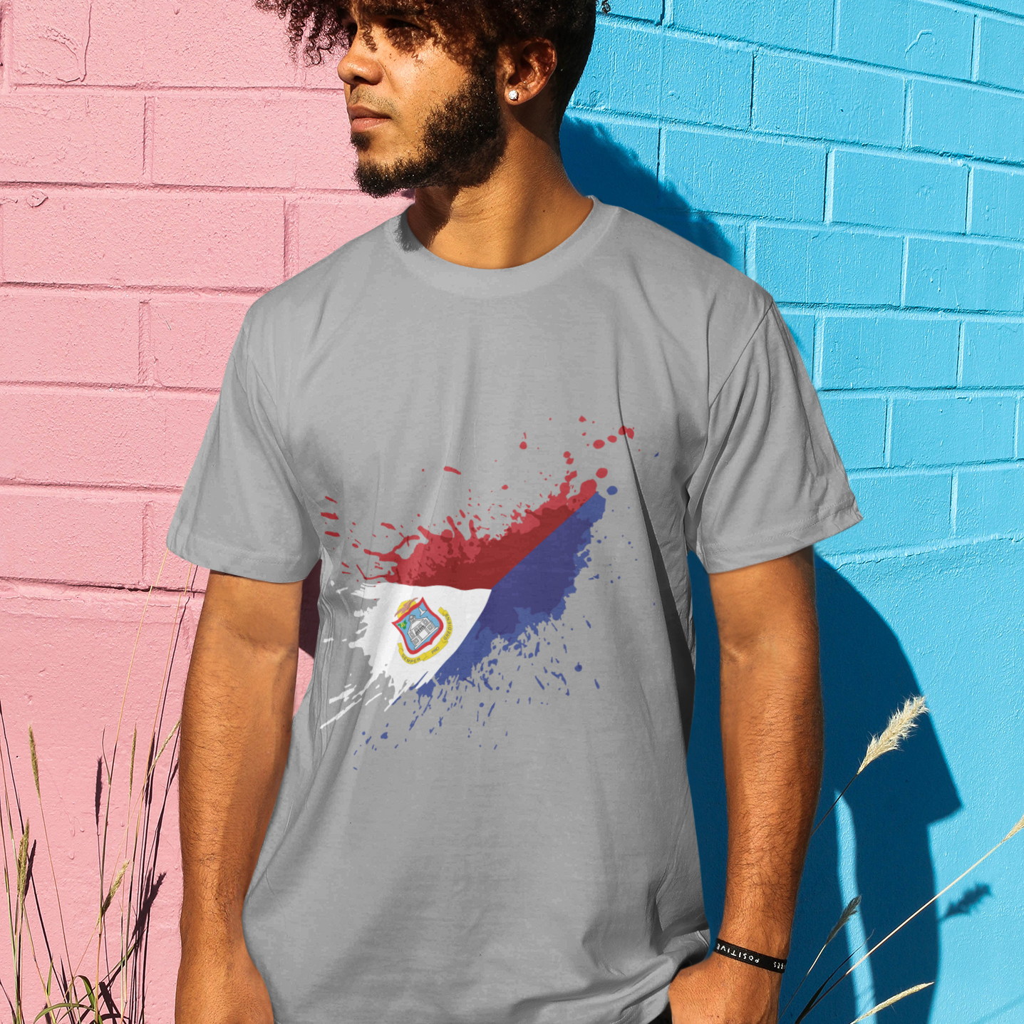 Sint Maarten Flag Paint - Men’s Short-Sleeve Heavyweight T-shirt